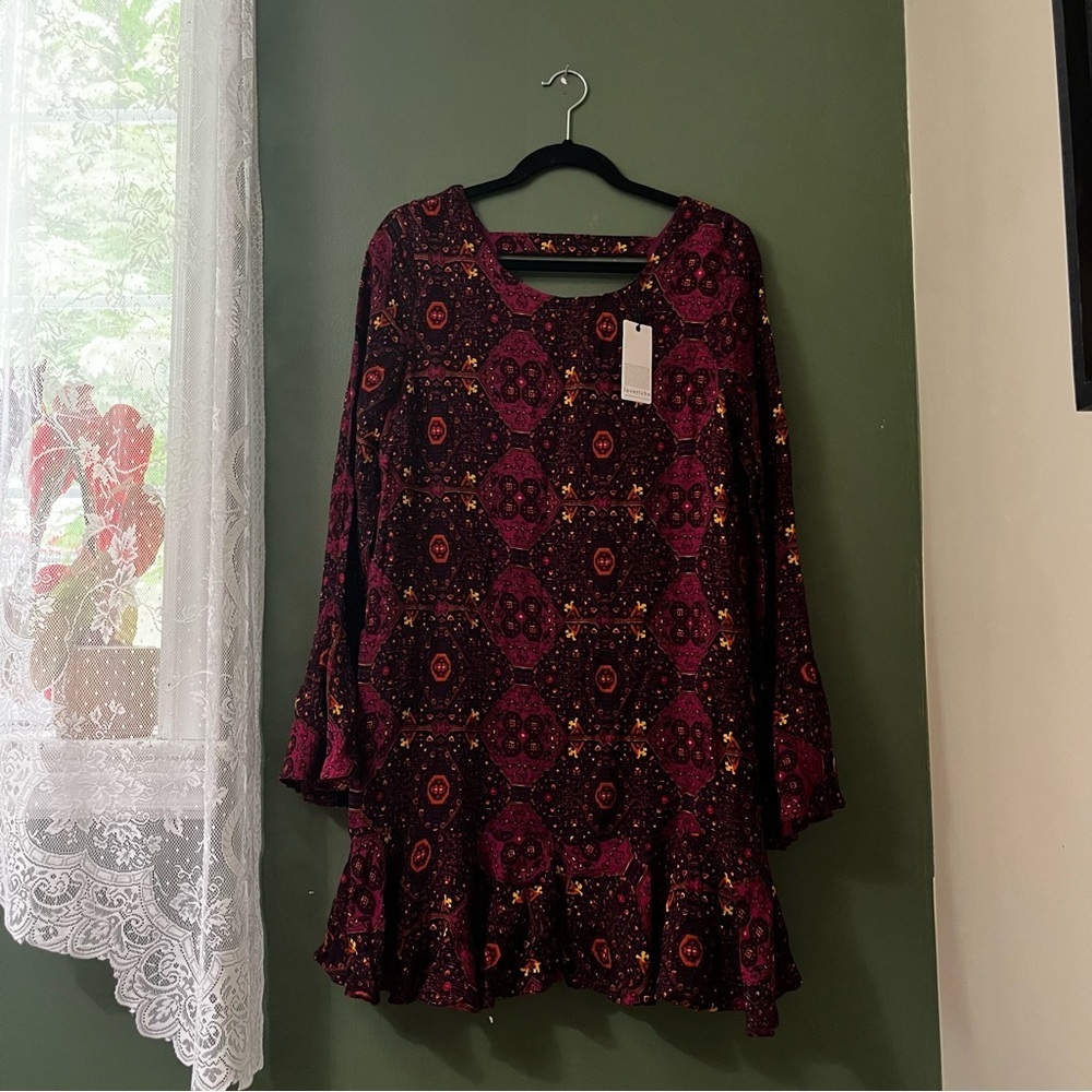 NWT love riche long sleeve ruffle mini dress with back cut out size medium